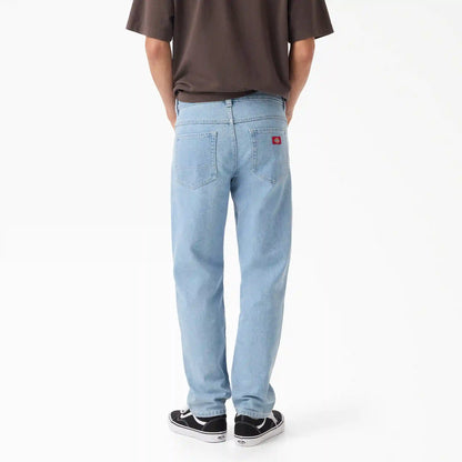 982 Slim Tapered Jeans